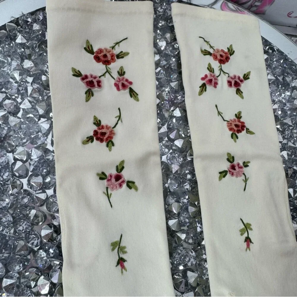 1950s cream mid-length gloves with embroidered flowers made in france rare vtg